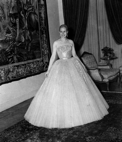 eva peron vestidos dior|El legado fashion de Evita: a 70 años de su muerte, la  .